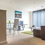 Hamilton Grace - Paramount Apartments